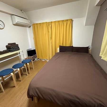 Guest House Zwell Hakata Ohori Park ฟูกุโอกะ ภายนอก รูปภาพ