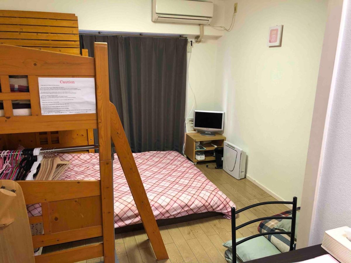 Guest House Zwell Hakata Ohori Park ฟูกุโอกะ ภายนอก รูปภาพ