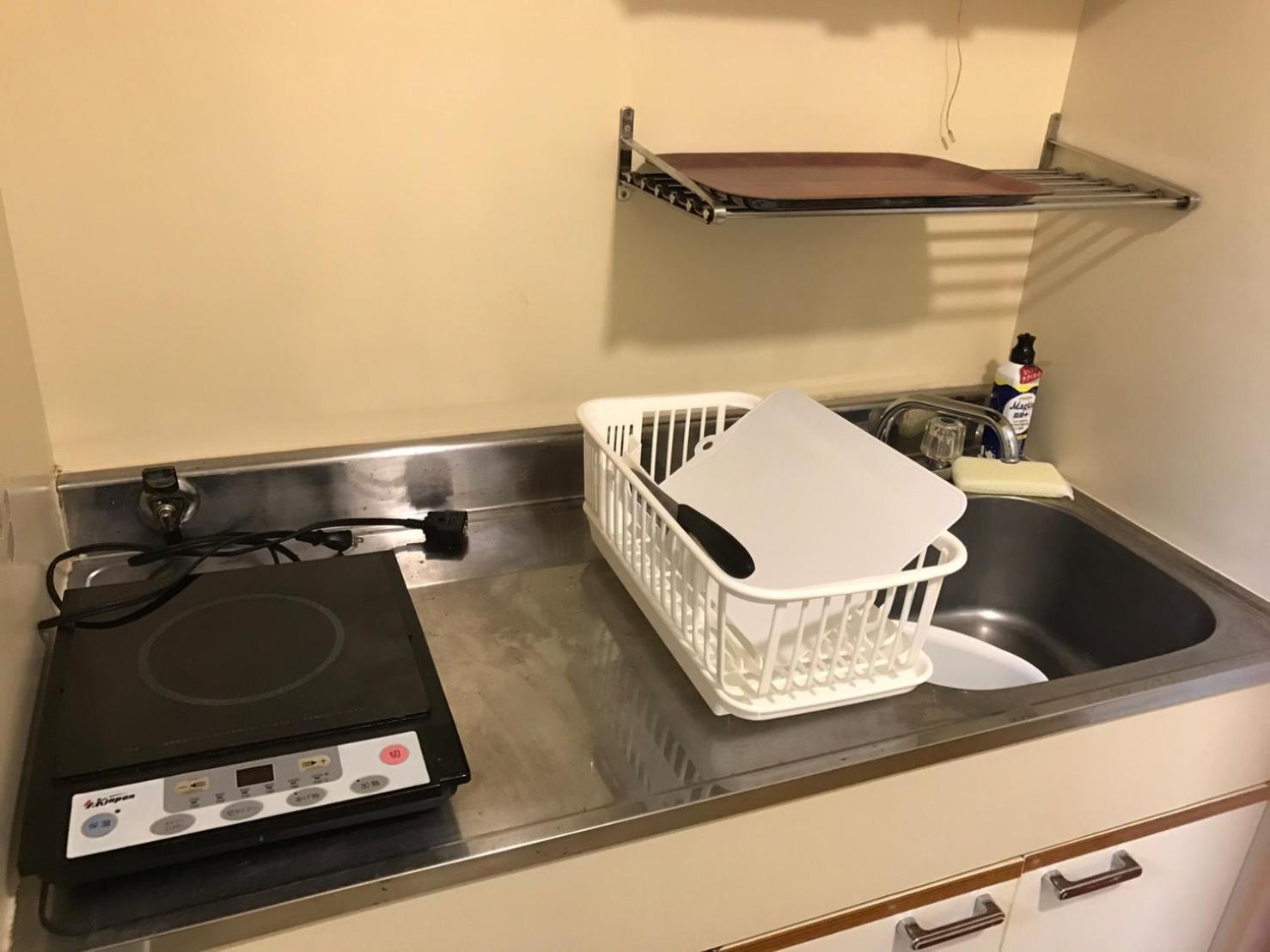 Guest House Zwell Hakata Ohori Park ฟูกุโอกะ ภายนอก รูปภาพ