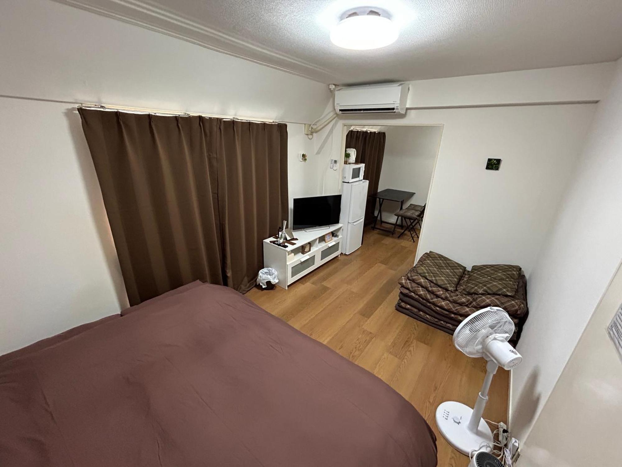 Guest House Zwell Hakata Ohori Park ฟูกุโอกะ ภายนอก รูปภาพ