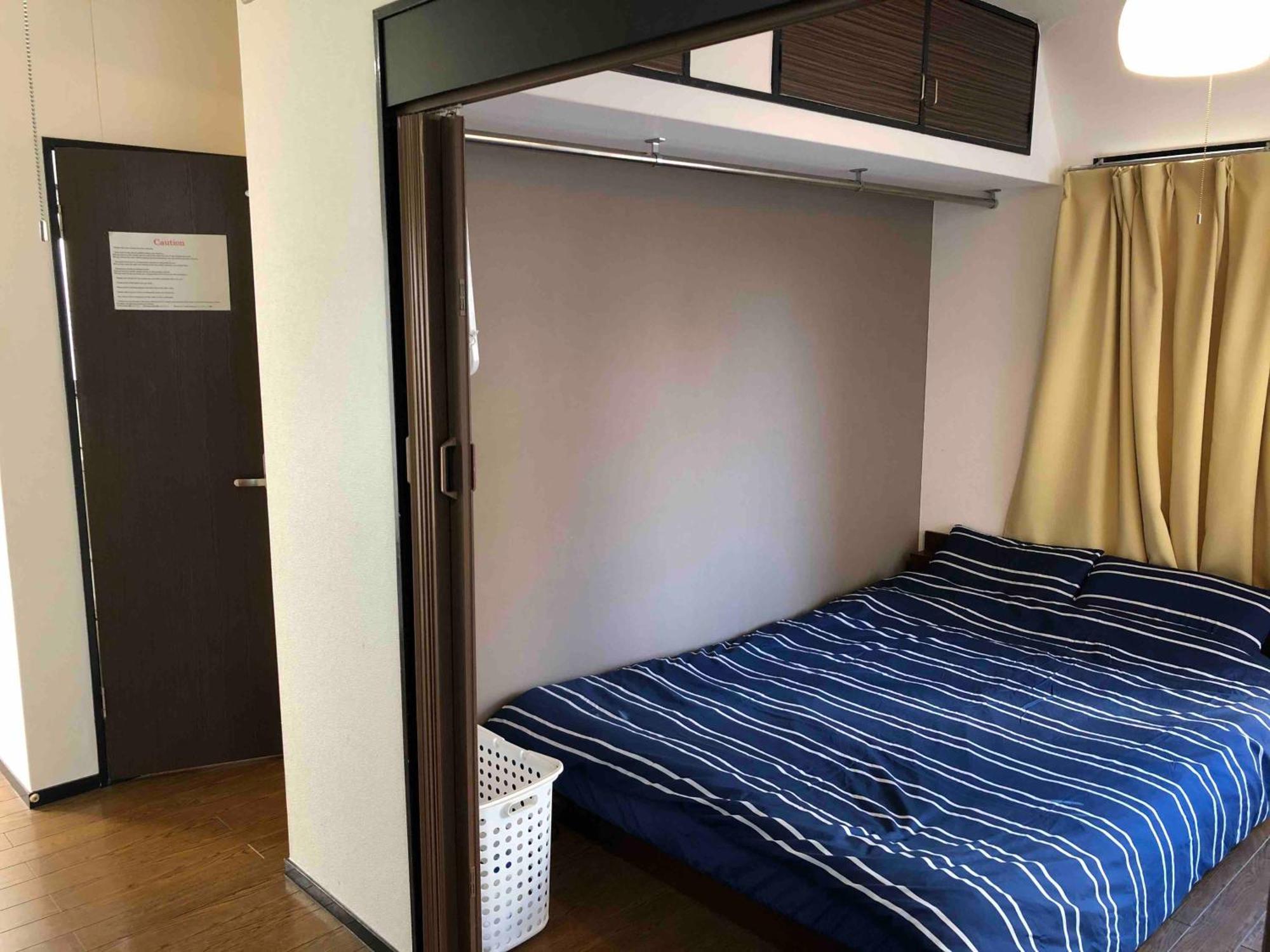 Guest House Zwell Hakata Ohori Park ฟูกุโอกะ ภายนอก รูปภาพ