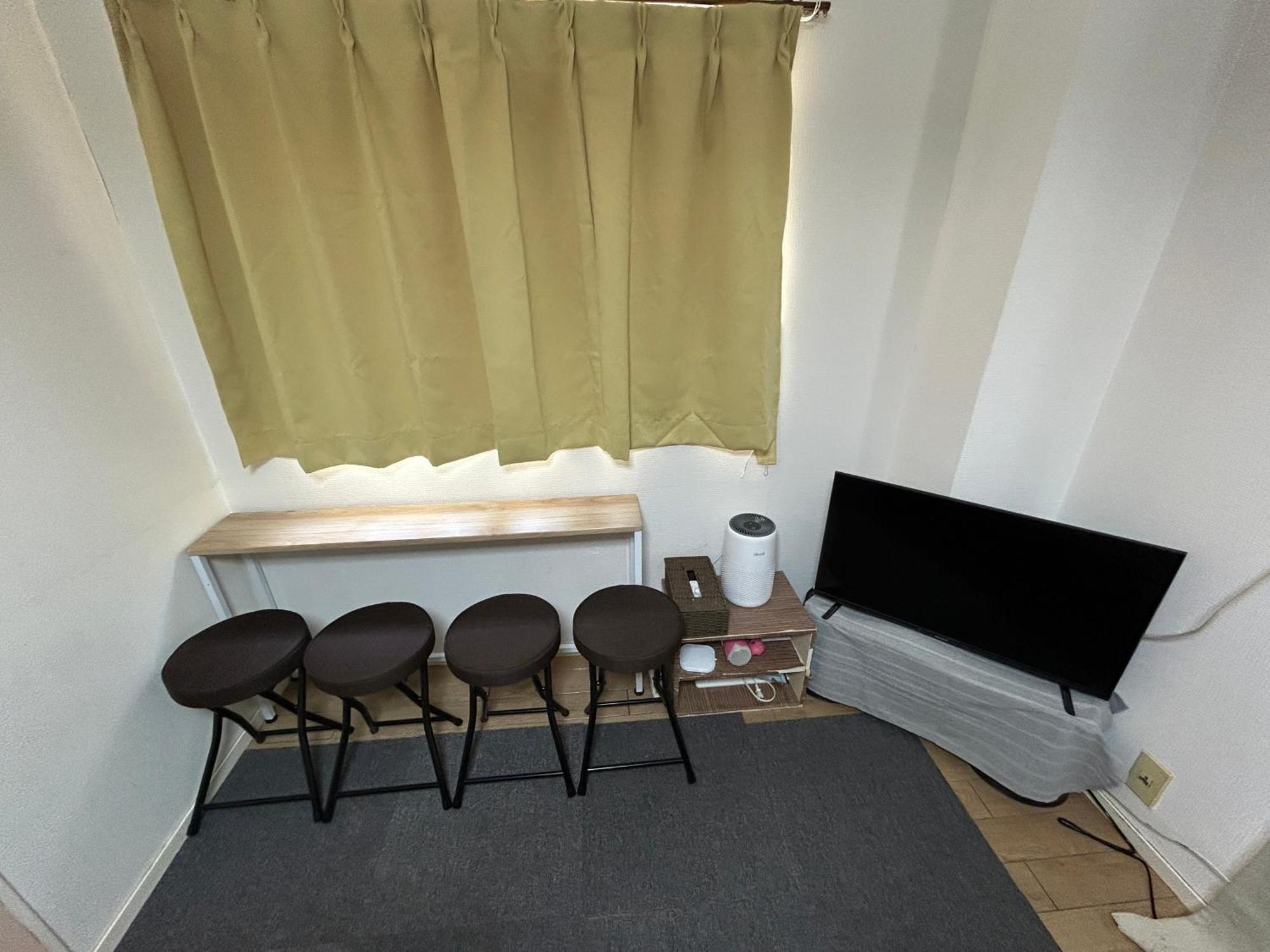 Guest House Zwell Hakata Ohori Park ฟูกุโอกะ ภายนอก รูปภาพ