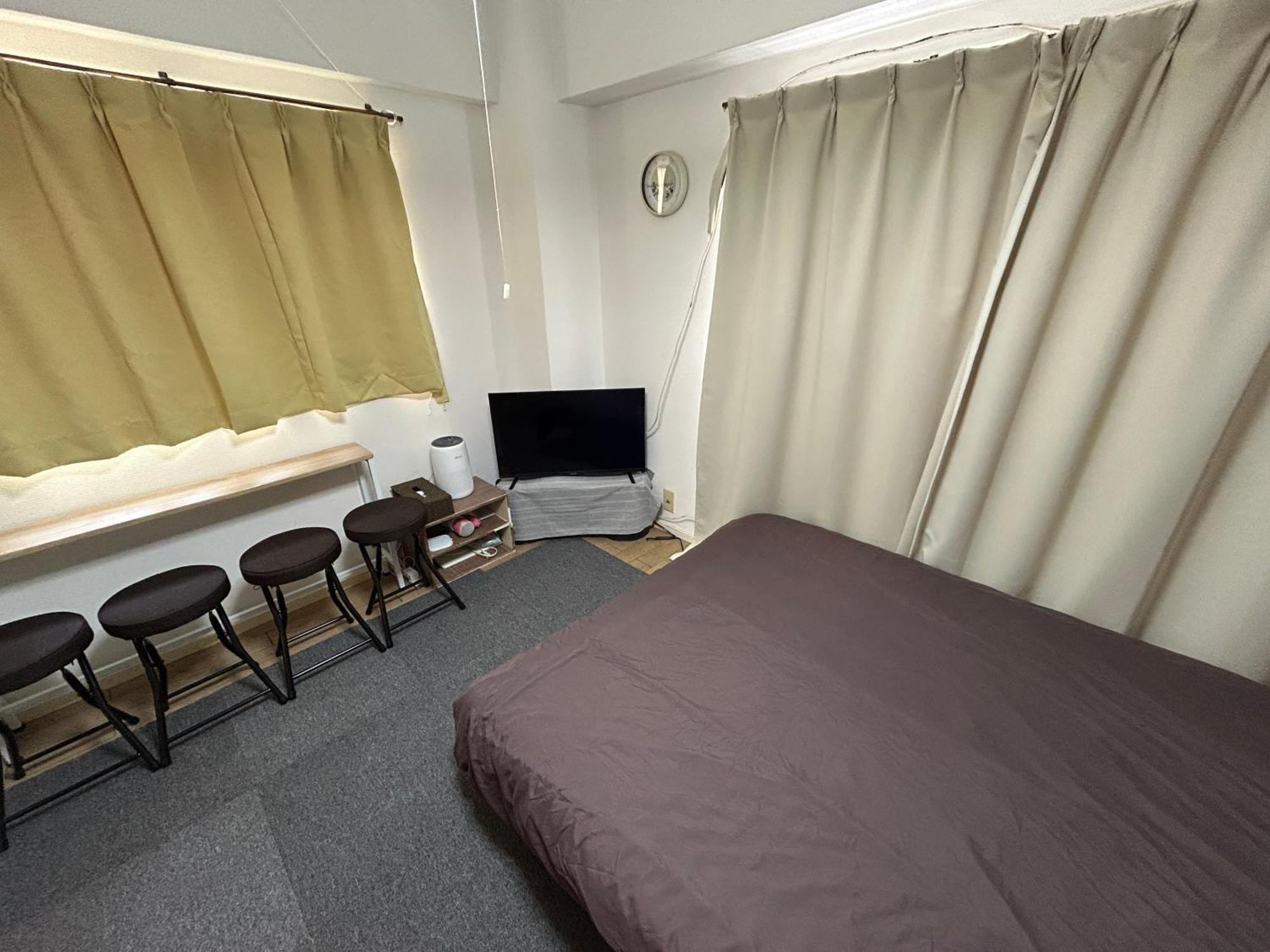 Guest House Zwell Hakata Ohori Park ฟูกุโอกะ ภายนอก รูปภาพ